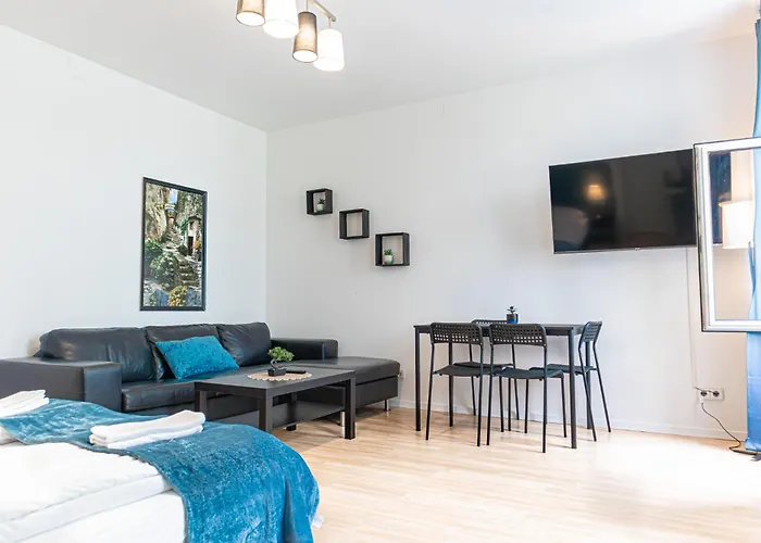 Modern 1br Retreat In The Heart Of Meidling דירה *